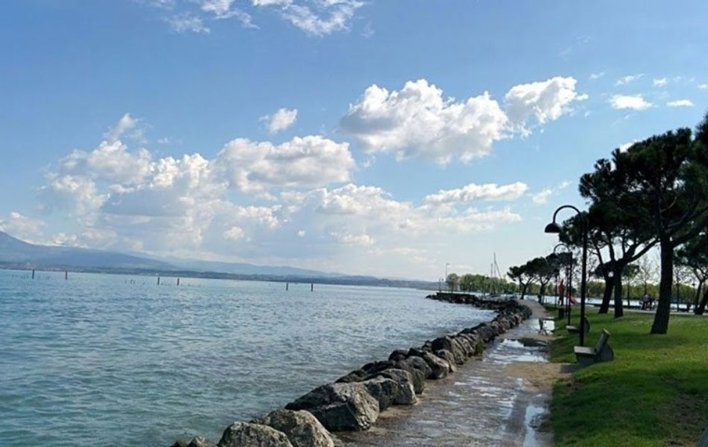 Spiaggia lido di Lugana a Sirmione